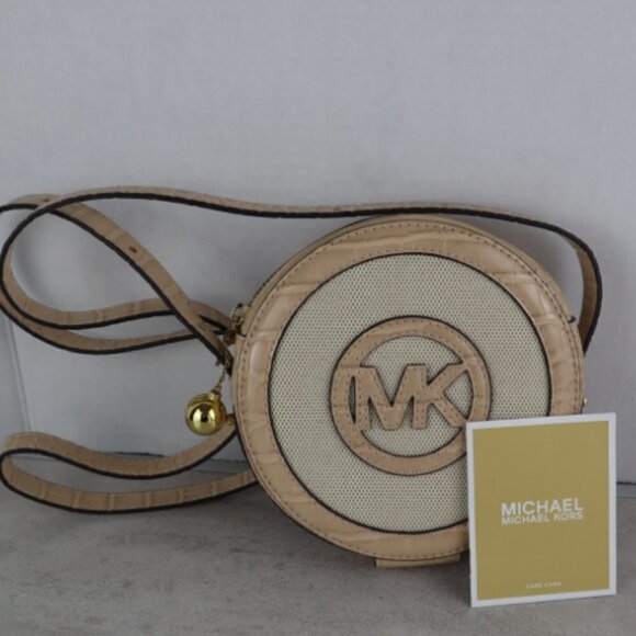 NWT Michael Kors Aidy Cream Canvas Crocodile Embossed Canteen Crossbody Bag - Picture 3 of 7